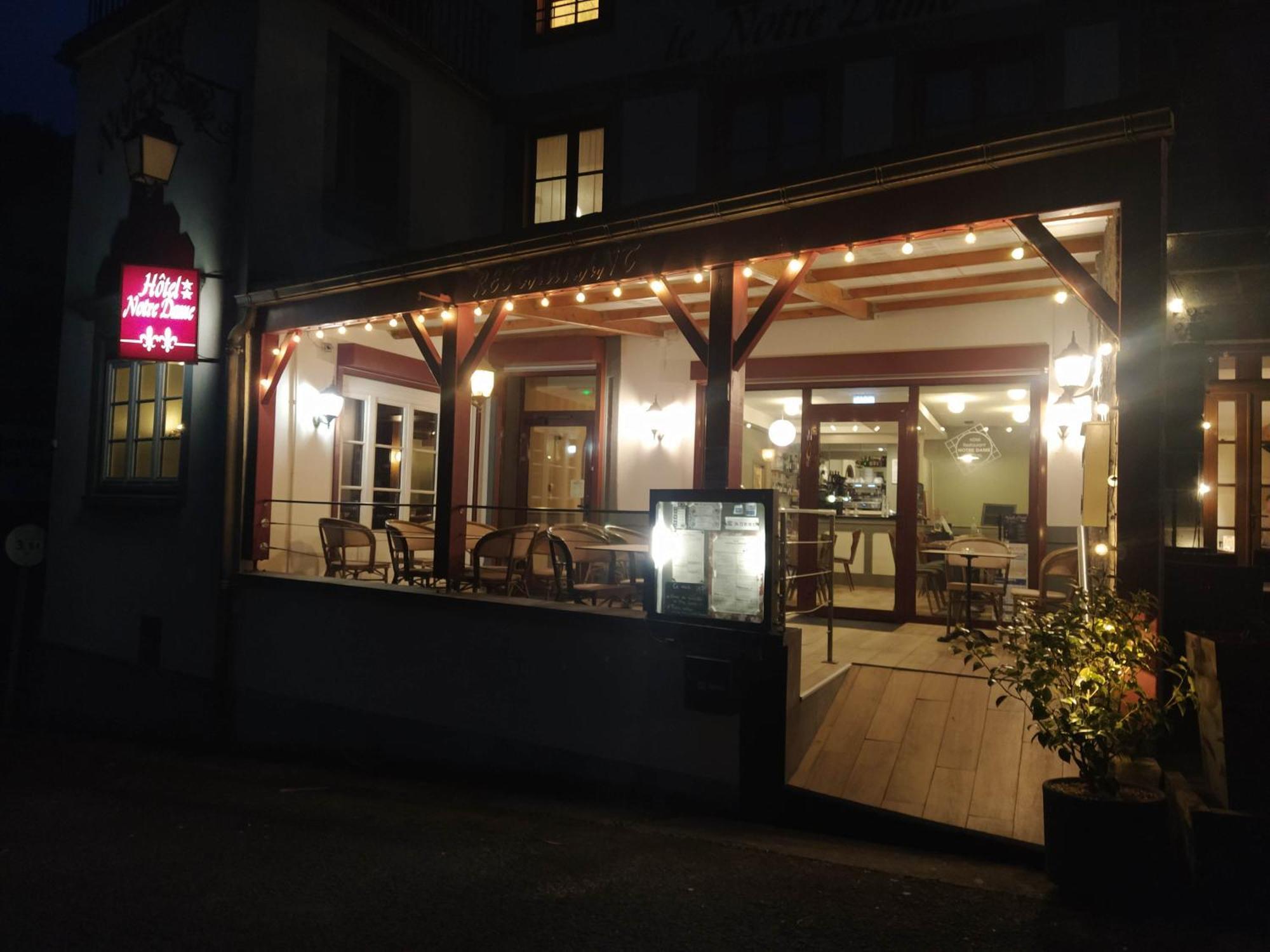 Hotel Restaurant Notre Dame Orcival Εξωτερικό φωτογραφία